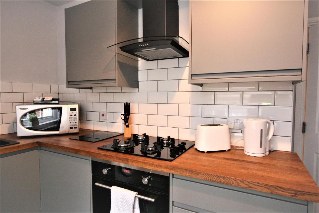 Nelson By The Docks Serviced Apartments By Roomsbooked Gloucester Buitenkant foto