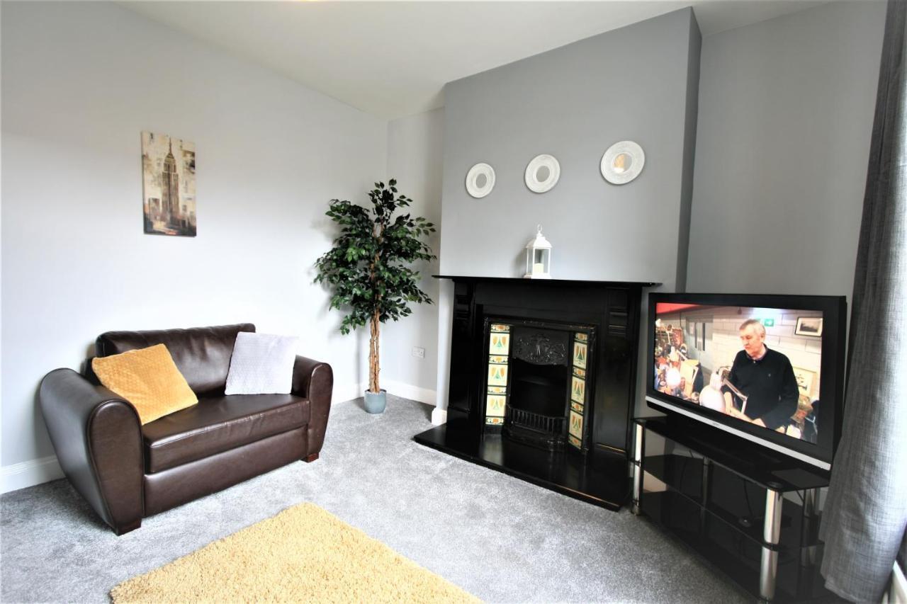 Nelson By The Docks Serviced Apartments By Roomsbooked Gloucester Buitenkant foto